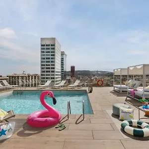 **** Hotel Moxy Spain